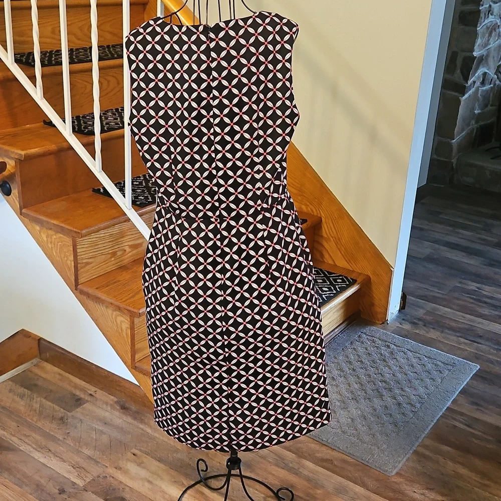 👗East 5th Black, Pink and White Sheath Midi Dress - Picture 6 of 8